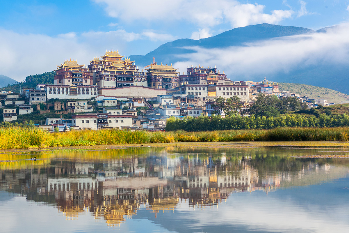 云南秘境，小巷深处邂逅隐秘小店