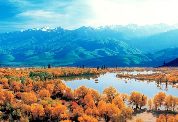 丝绸之路上的新疆,璀璨明珠之地